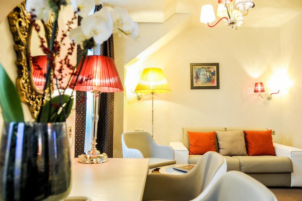 Myo Hotel Mysterius Prague Ngoại thất bức ảnh